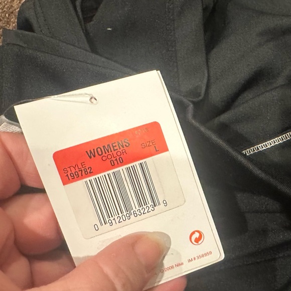 NWT Nike Women's Black Shorts Sz L 2 in One dry fit athletic active run bottoms - Picture 6 of 7